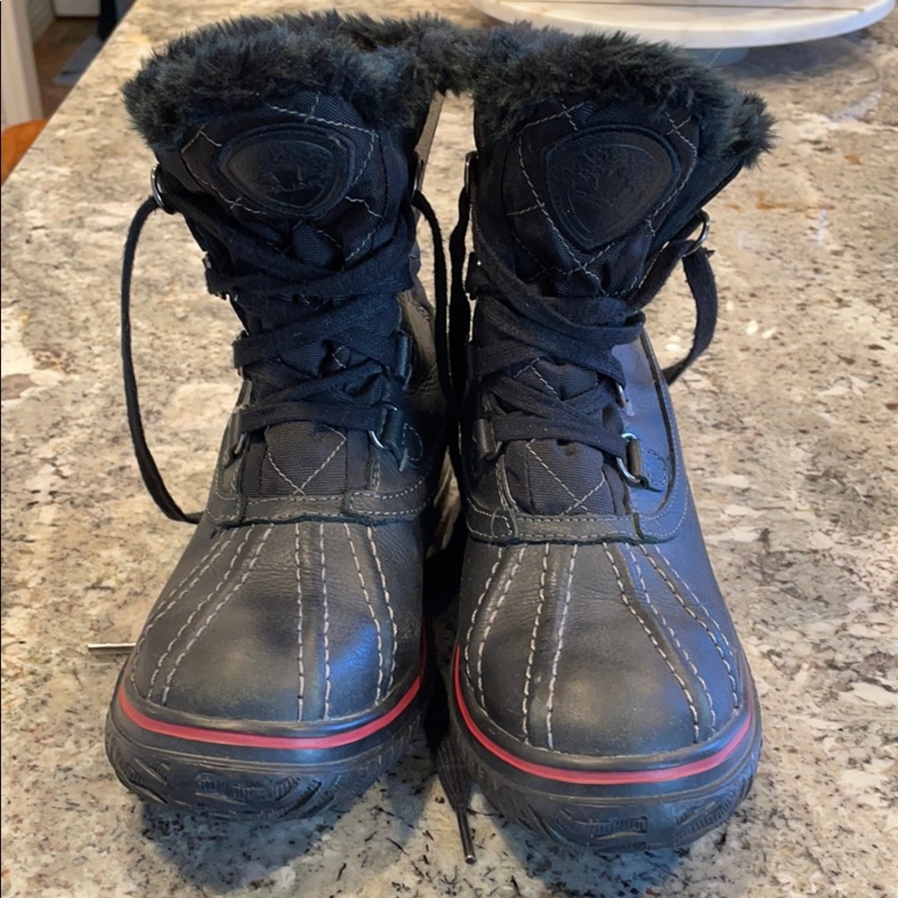Pajar black boots